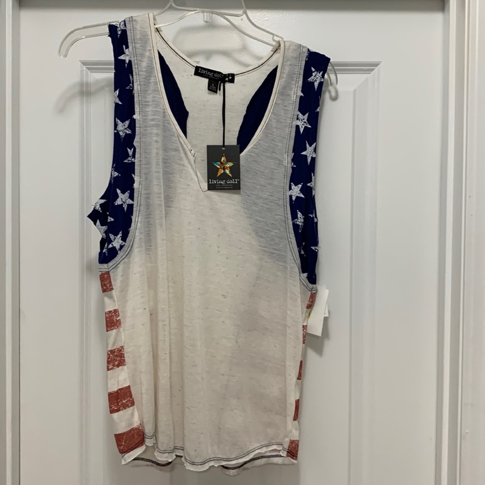 Large patriotic tank